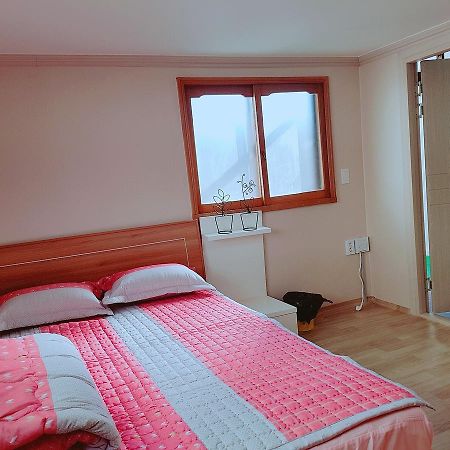 Honey House Hotel Busan Buitenkant foto