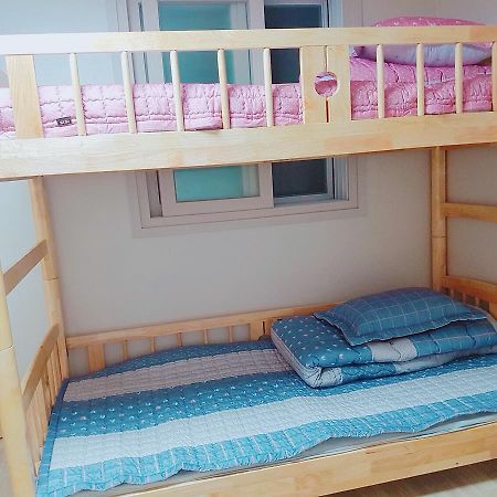 Honey House Hotel Busan Buitenkant foto