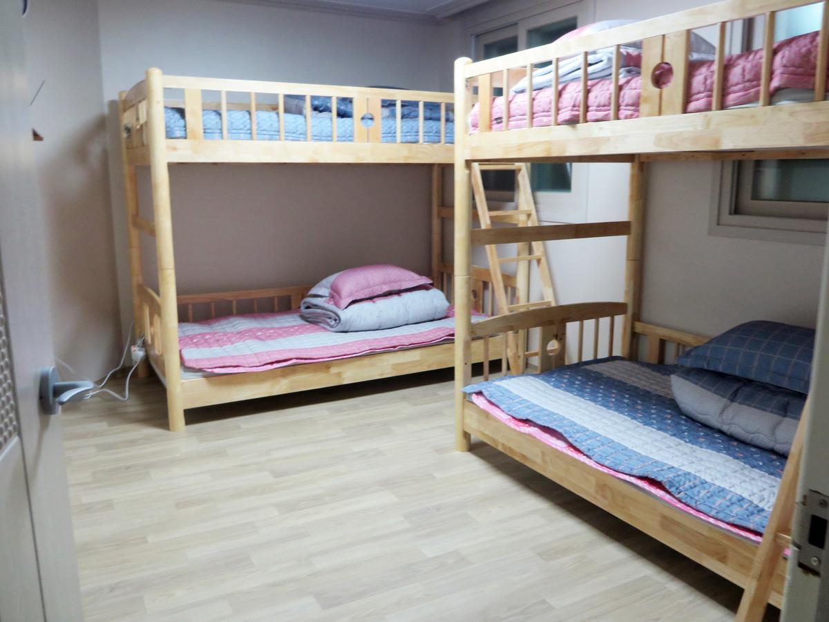 Honey House Hotel Busan Buitenkant foto
