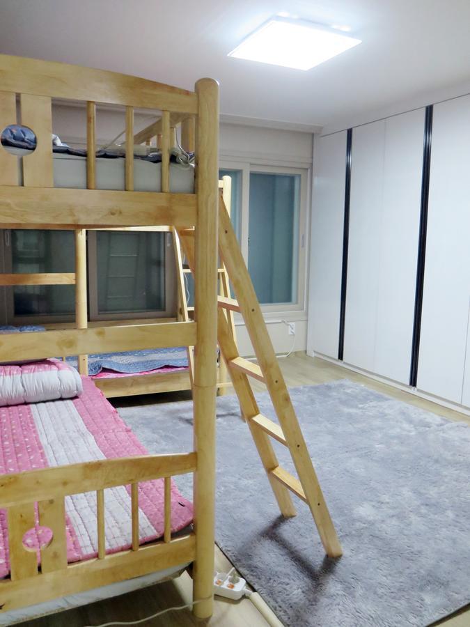 Honey House Hotel Busan Buitenkant foto