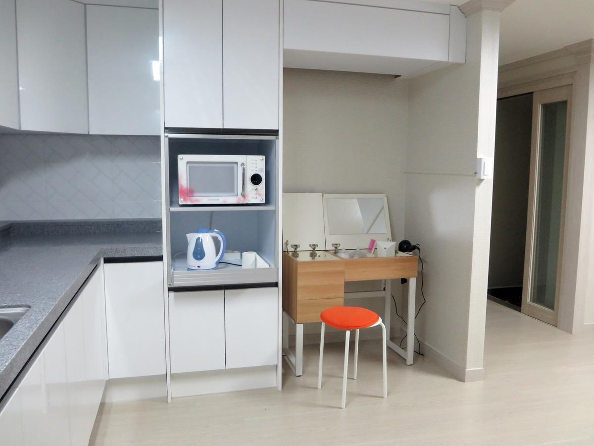 Honey House Hotel Busan Buitenkant foto